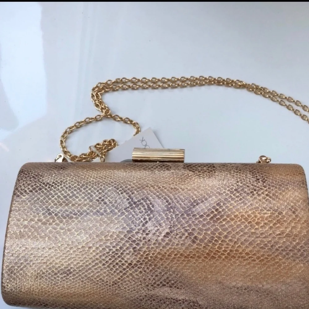 Jessica McClintock Gold Metallic Reptile‎ Chain Strap Clutch Shoulder Bag